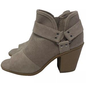 Fergalicious by Fergie Booties Tan Sz 7.5M